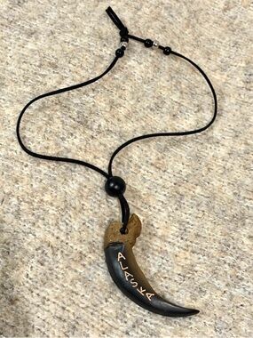 Alaska Faux Bear Claw Pendant Adjustable Necklace